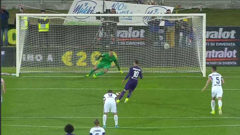 Fiorentina-Inter: il cucchiaio di Bernardeschi è un vero flop