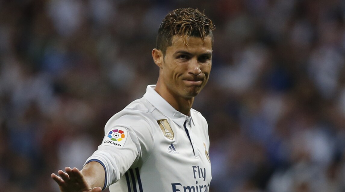 Ronaldo sorprende con un nuovo look per il Clasico