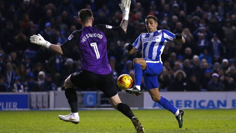Knockaert regala la Premier al Brighton dopo 34 anni