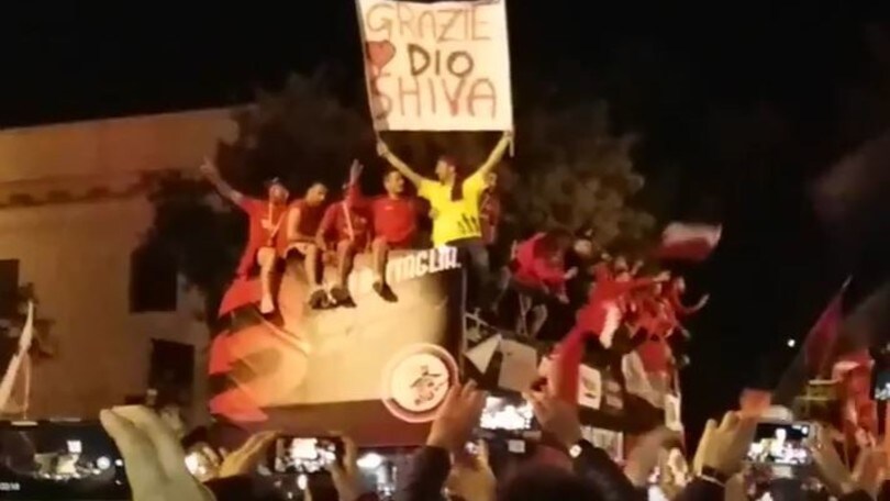 Festa Foggia in B: il tour trionfale della squadra...con Pio e Amedeo