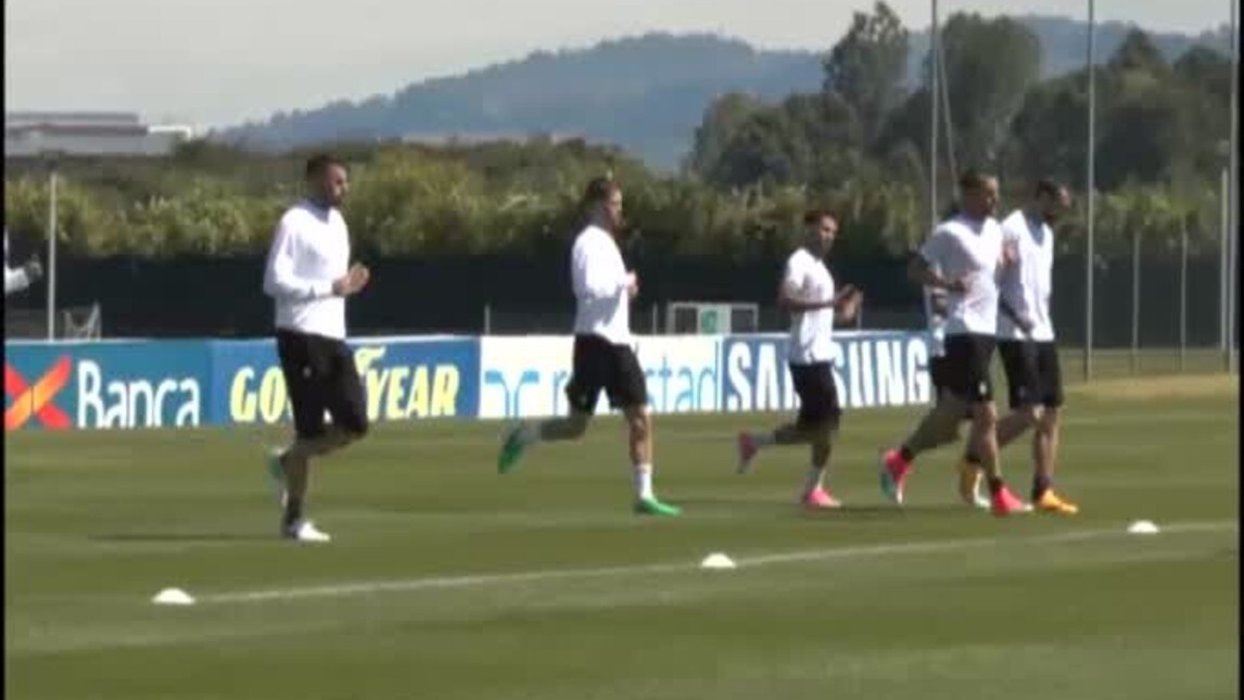 La Juventus tenta Dembélé e pensa a Lacazette