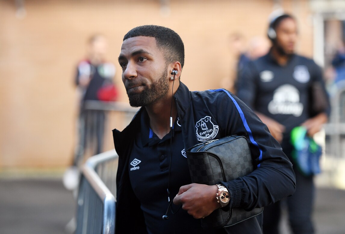 Everton, Lennon preoccupa: fermato in stato confusionale e ricoverato