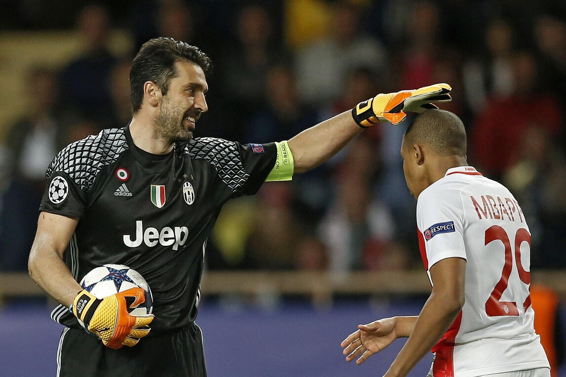 Buffon o Cristiano Ronaldo: a chi dareste il prossimo Pallone d’Oro?