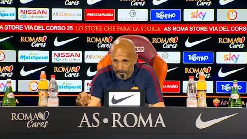 Spalletti: "Non bisogna ritirare la maglia n°10"