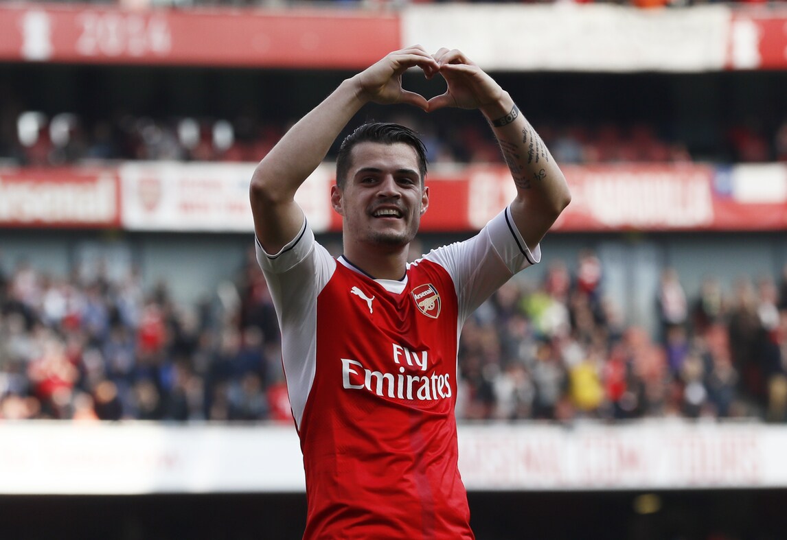 Premier League: Arsenal-Manchester United 2-0, Wenger piega Mourinho dopo 12 tentativi