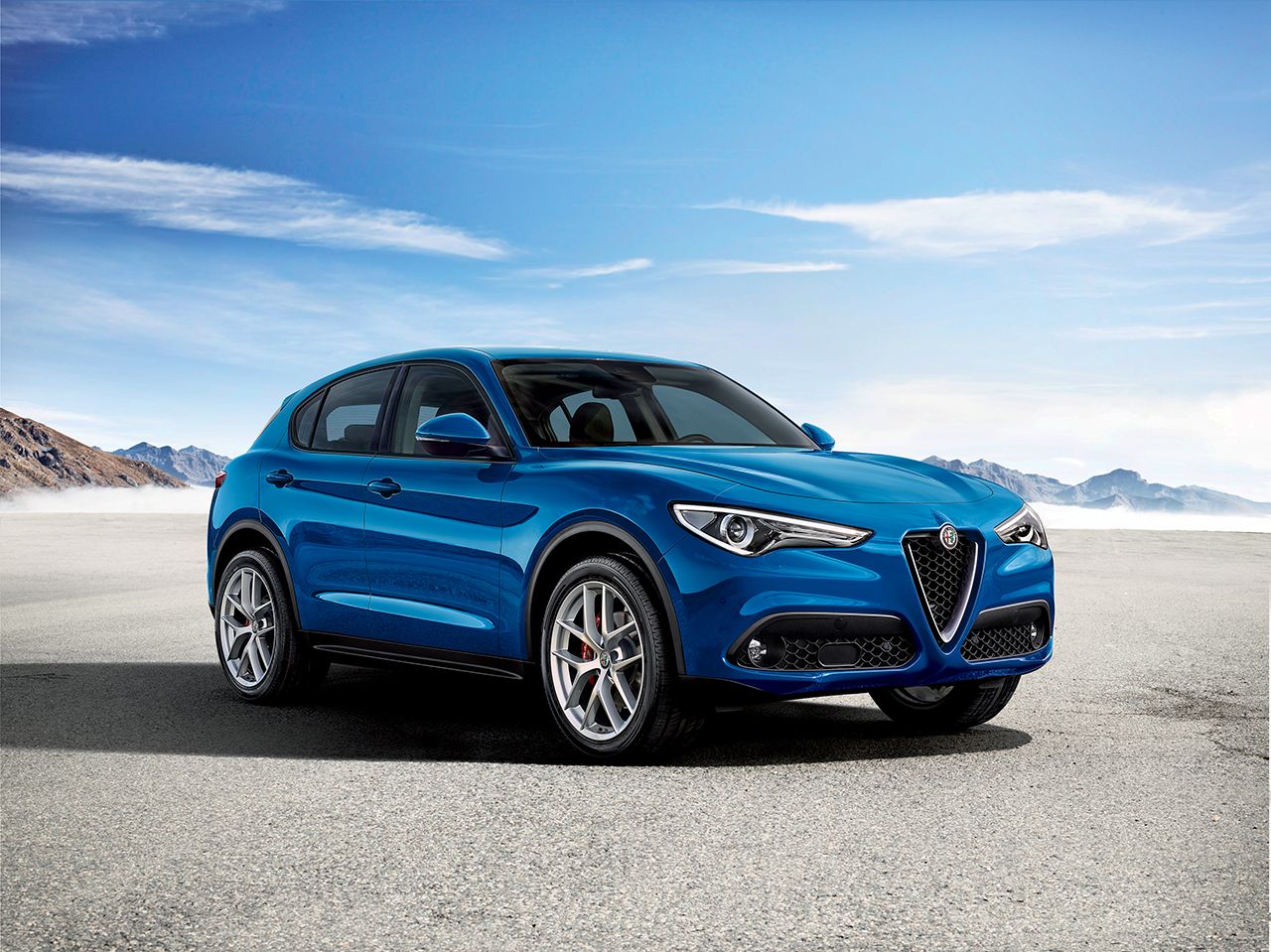 Alfa Romeo Stelvio, debutta la entry level da 180 cv