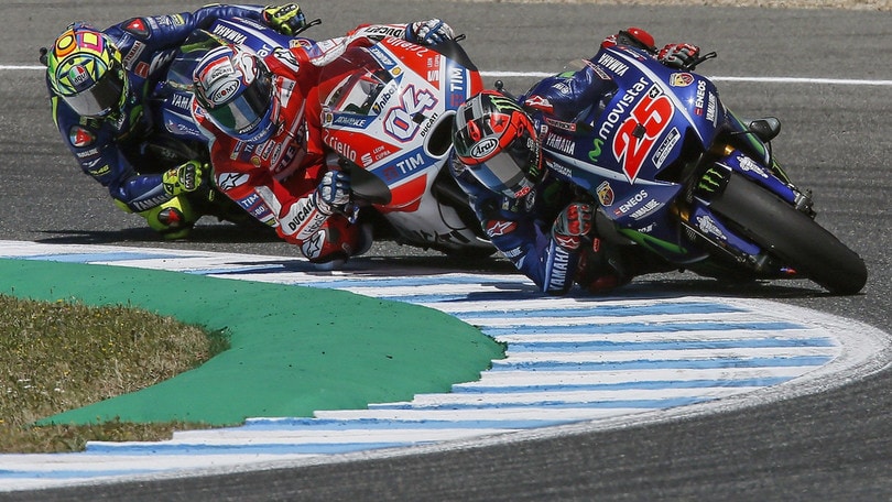 MotoGp, test a Jerez: Vinales in testa, Rossi ancora in difficoltà