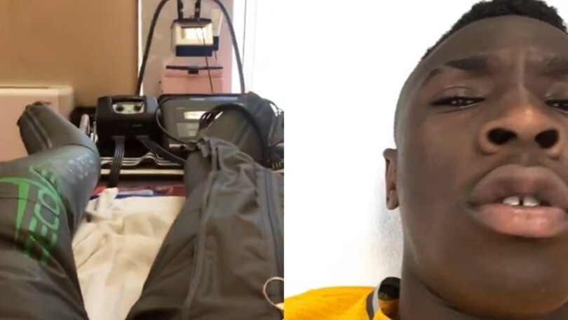 Juventus, Kean si rilassa così durante la fisioterapia