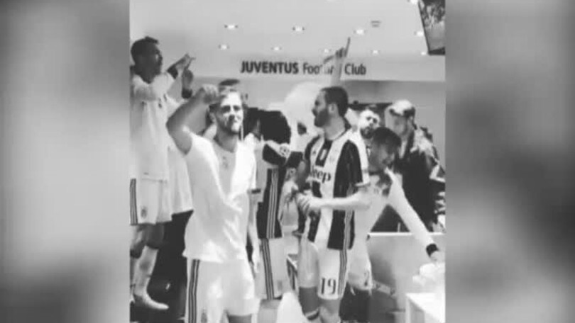 Juve, che festa negli spogliatoi