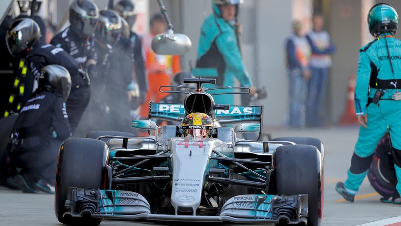 F1, a Barcellona nuovo look per la Mercedes