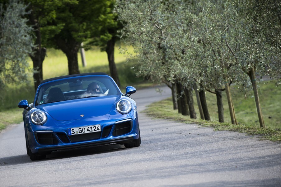 Porsche 911 GTS, Milano – Stoccarda solo andata: la prova