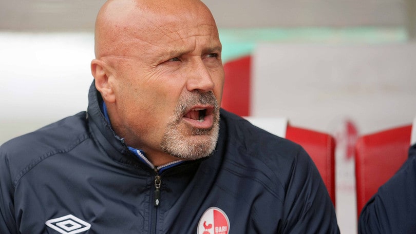 Serie B, il saluto di Colantuono: «Bari, mi resterai nel cuore»