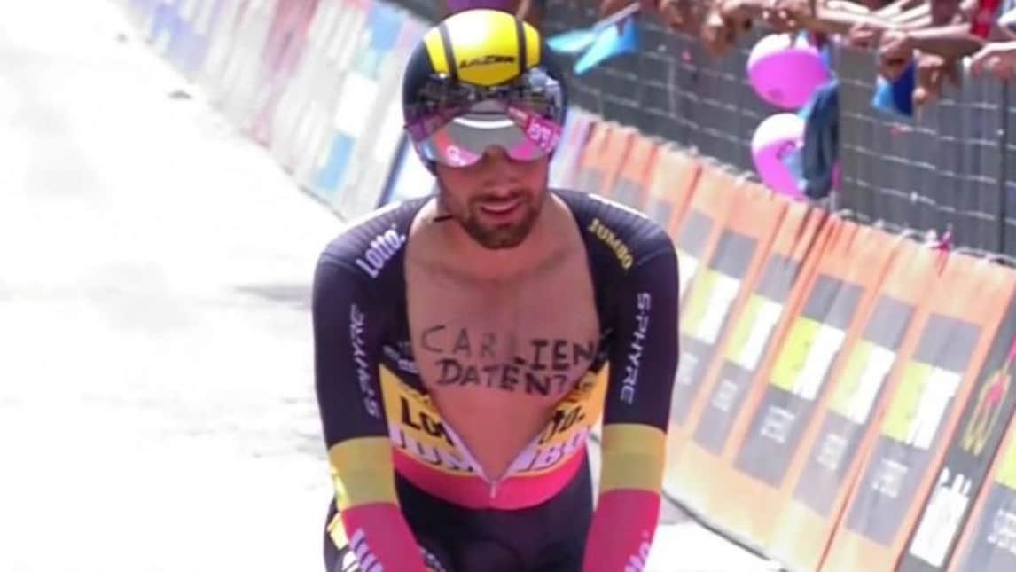 Giro d'Italia, la dedica sul petto di Campenaerts: «Esci con me?»