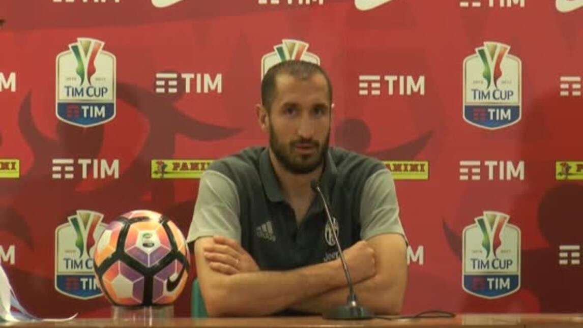 Chiellini: "Conquistiamo il primo trofeo"