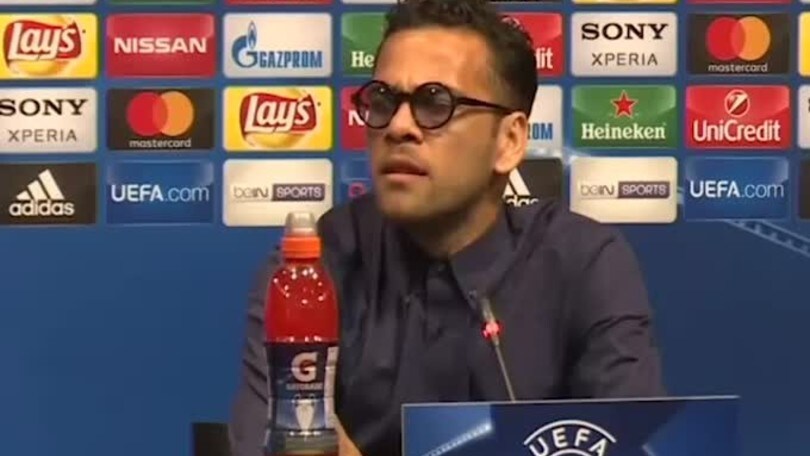 Mercato, il Tottenham tenta Dani Alves con un triennale