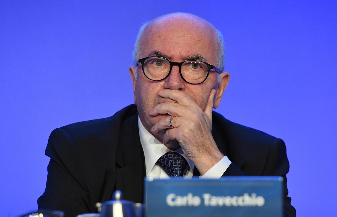 Serie A Tavecchio: «Totti? Lui deve decidere il suo destino»