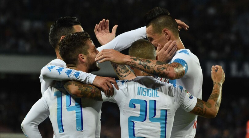 Napoli-Fiorentina, top&flop azzurri: Mertens re del tridente da favola
