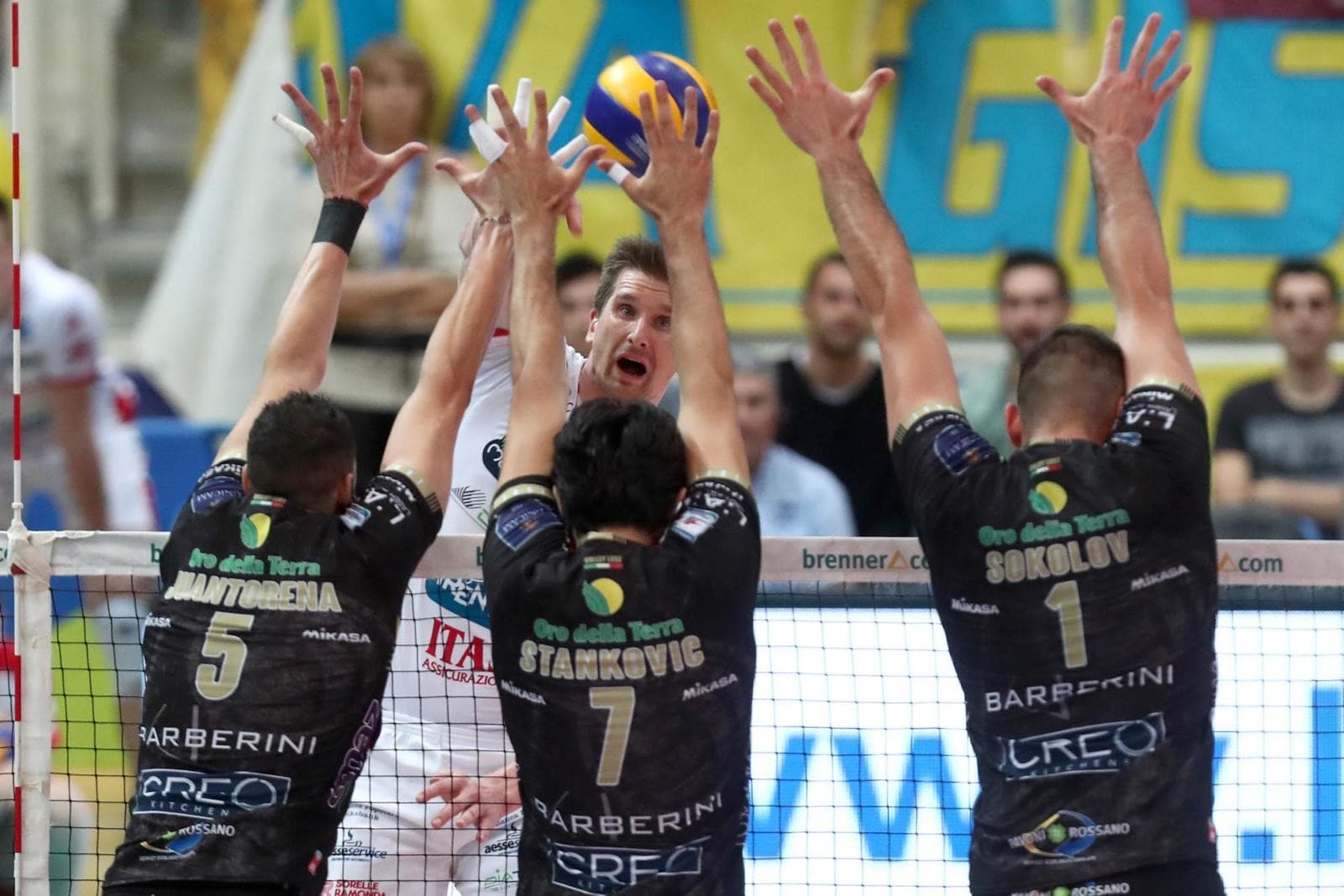 Volley - La Fivb testerà le partite con 7 set