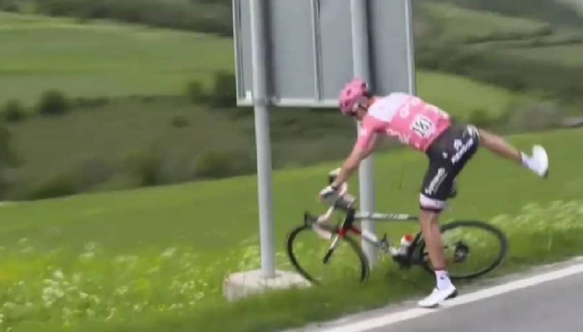 Girdo d'Italia 2017, Dumoulin si ferma per problemi di stomaco