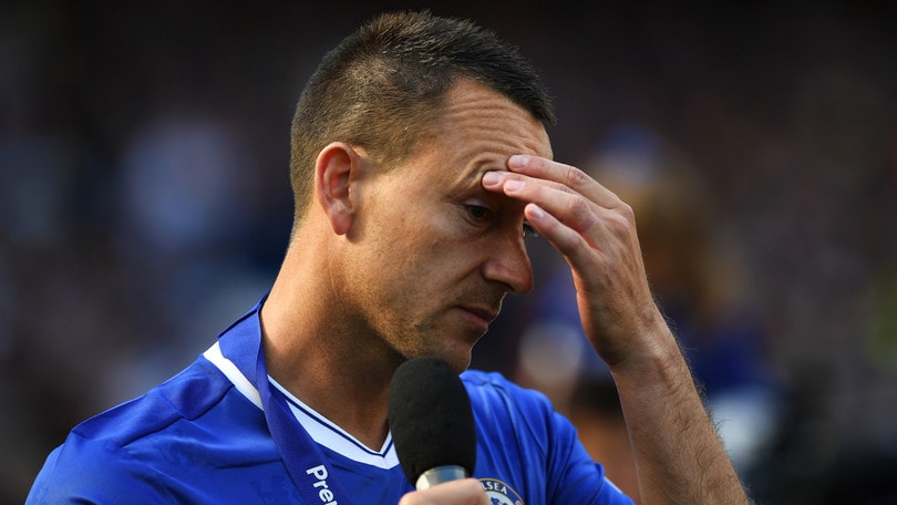 Manchester, Chelsea cancella parata