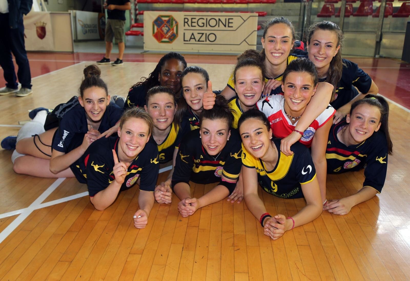 Volley Scuola 2017 - La 10ª del Malpighi, l'Open nel segno di Volleyrò