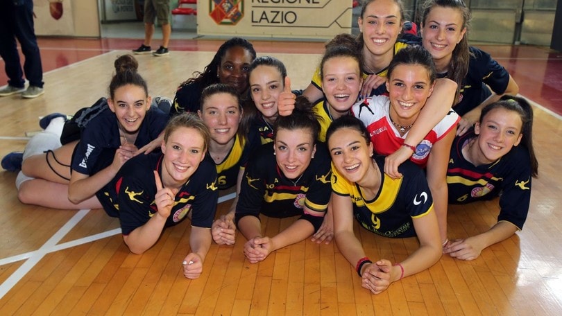 Volley Scuola 2017 - La 10ª del Malpighi, l'Open nel segno di Volleyrò