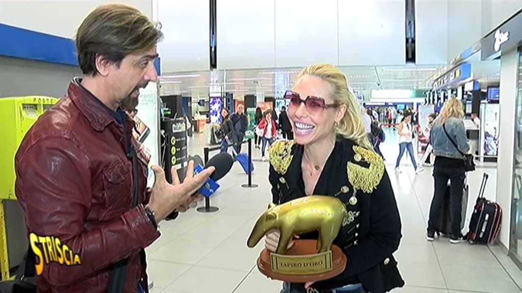 Tapiro d'Oro a Ilary Blasi per l'addio di Totti