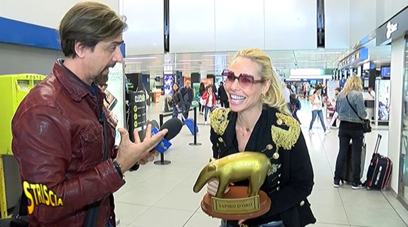 Tapiro d'Oro a Ilary Blasi per l'addio di Totti