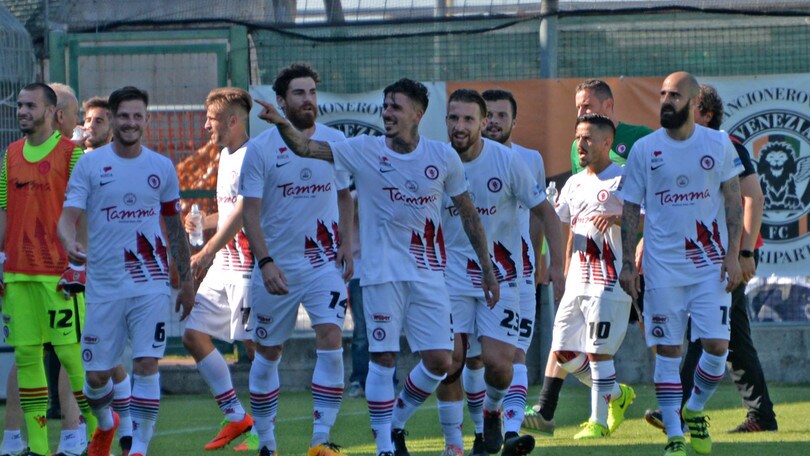 Supercoppa Lega Pro, Foggia campione, a Venezia finisce 2-4