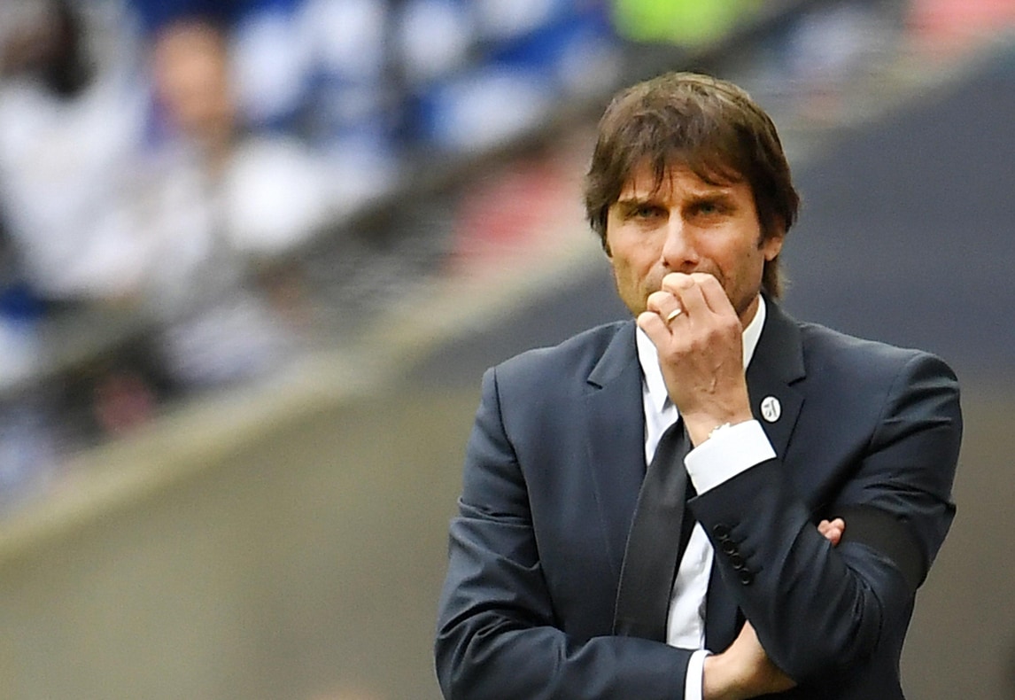 Chelsea, Conte polemico: «Il gol di Sanchez era da annullare»