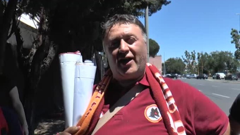 I tifosi della Roma: "Totti, si chiude un'epoca"