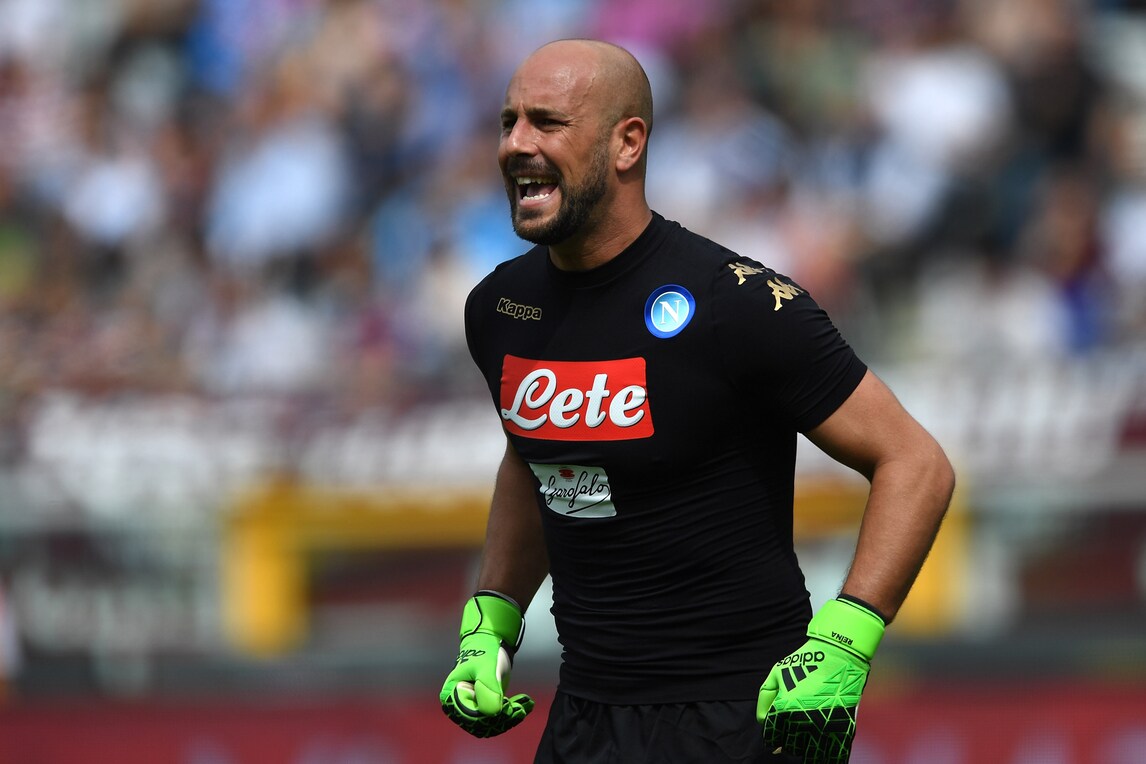 Reina, il papà: «Pepe e De Laurentiis non facciano i bambini»