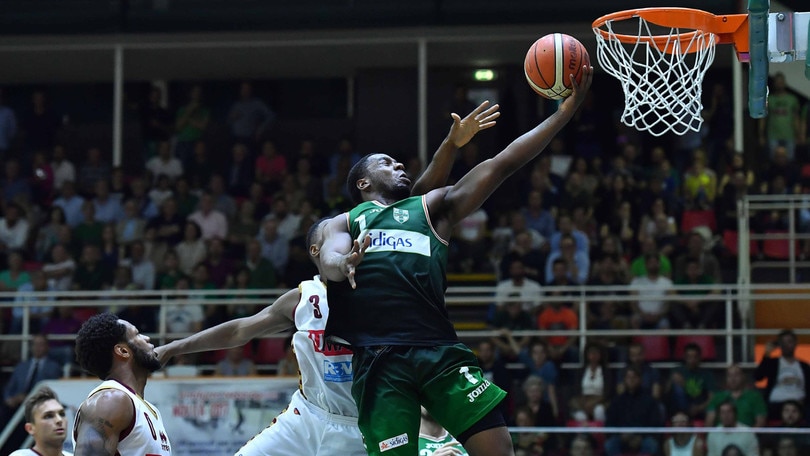 Ragland regola Venezia, è 2-1 Avellino