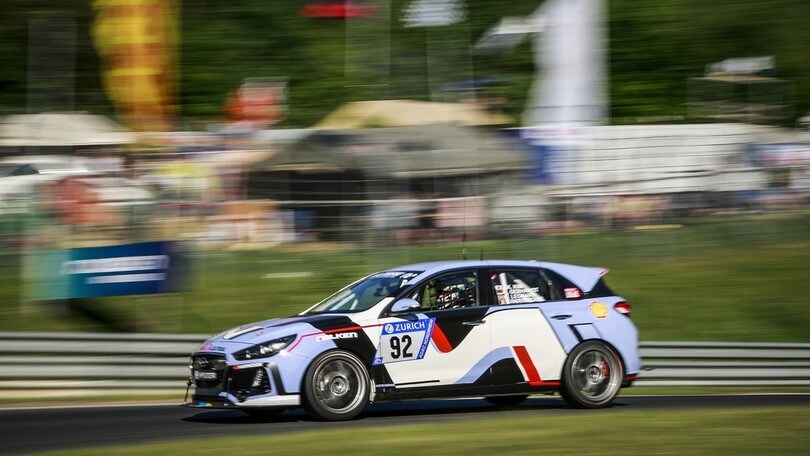 Hyundai i30 N alla 24 Ore del Nurburgring