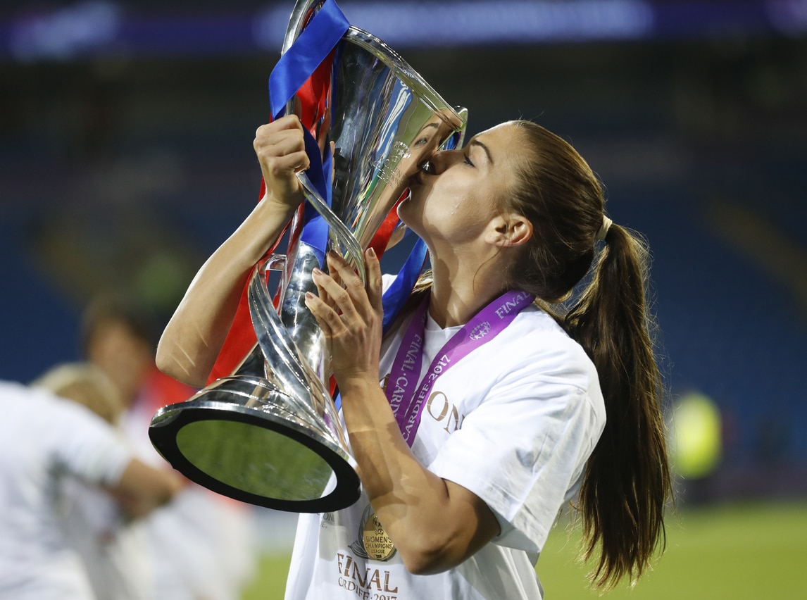 Emozioni e bellezze da copertina: la Champions donne è del Lione