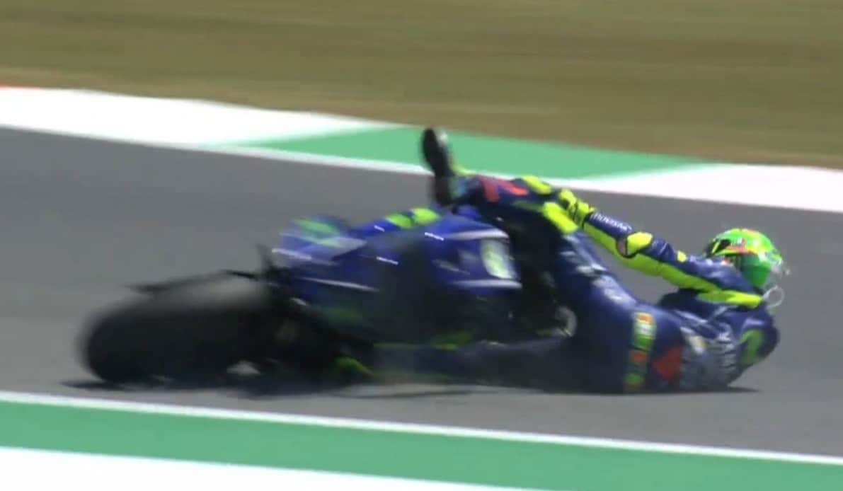 MotoGp Mugello, Rossi scivola ma è secondo nelle quarte libere