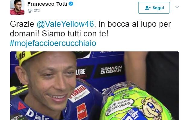 Totti ringrazia Valentino Rossi per il casco: «Siamo tutti con te»