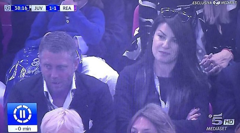 Champions League, Ilaria D'Amico seduta accanto a Lapo Elkann a Cardiff