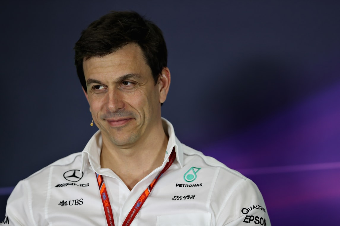 F1, Wolff: «In Canada Hamilton e Bottas correranno alla pari»