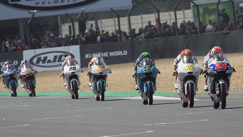 Moto3, Gp Catalogna: pole a Martin, Fenati quarto