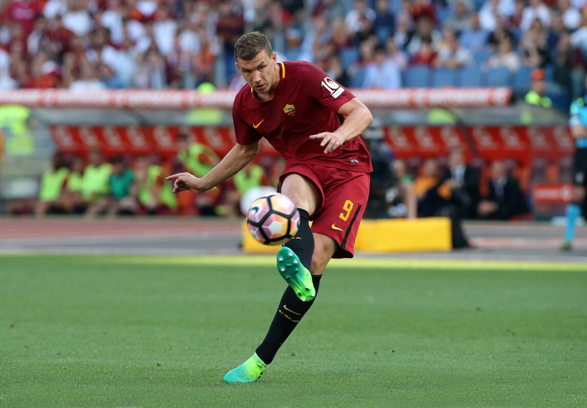 Calciomercato, Dzeko: «A Roma sto bene, ma in futuro spero di tornare al Wolfsburg»