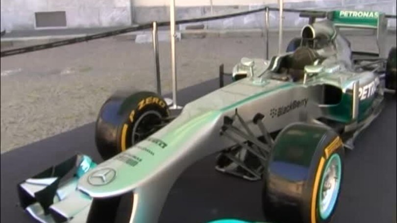 F1, Canada: Hamilton primo, ma Vettel è super