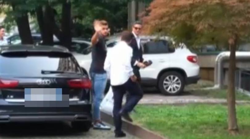 André Silva al Milan, segui la diretta: iniziate le visite mediche