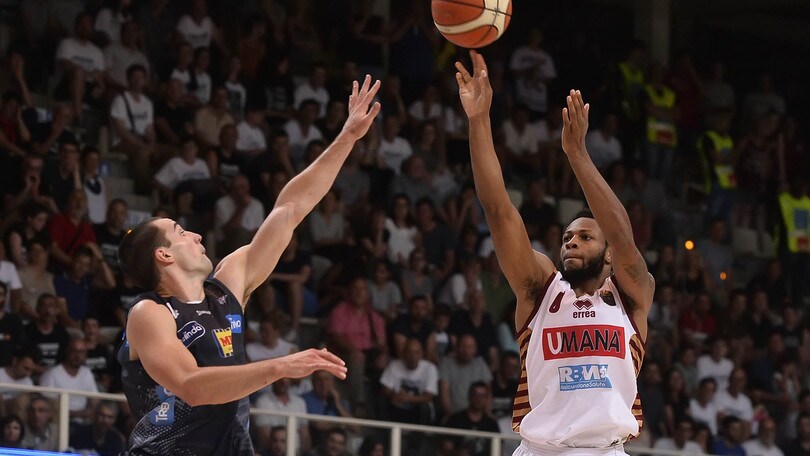 Haynes gela Trento, Umana padrona della finale