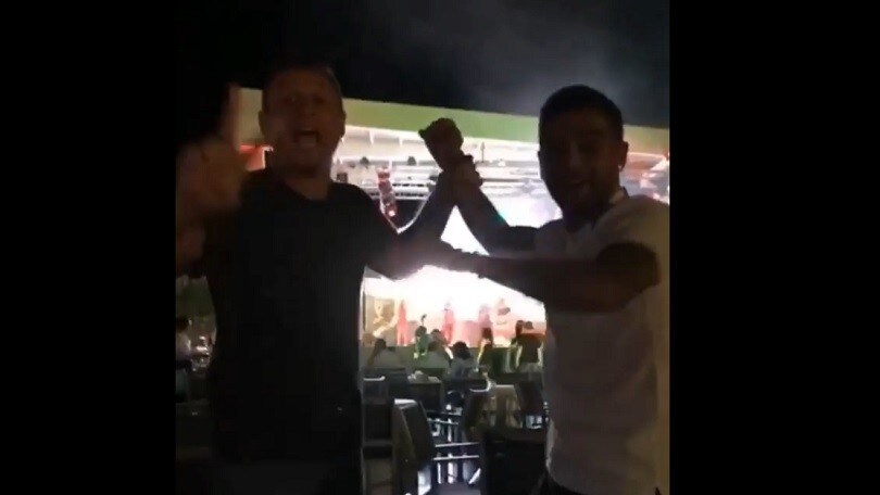 Cassano e Insigne, vacanze in Sardegna: il ballo è tutto da ridere
