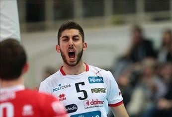 Volley: Superlega, a Ravenna il giovane Tiziano Mazzone