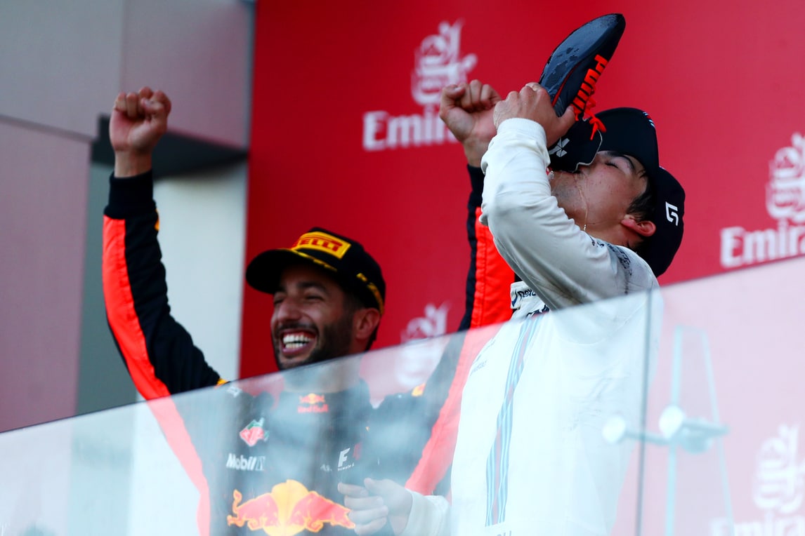 F1 Baku, Ricciardo: «Gara pazzesca, non ci credo»