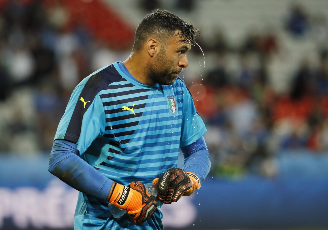 Torino, visite per Sirigu: domani la firma