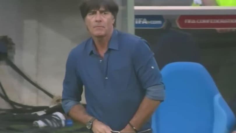 Germania, Löw non perde il vizio: la mano è di nuovo galeotta