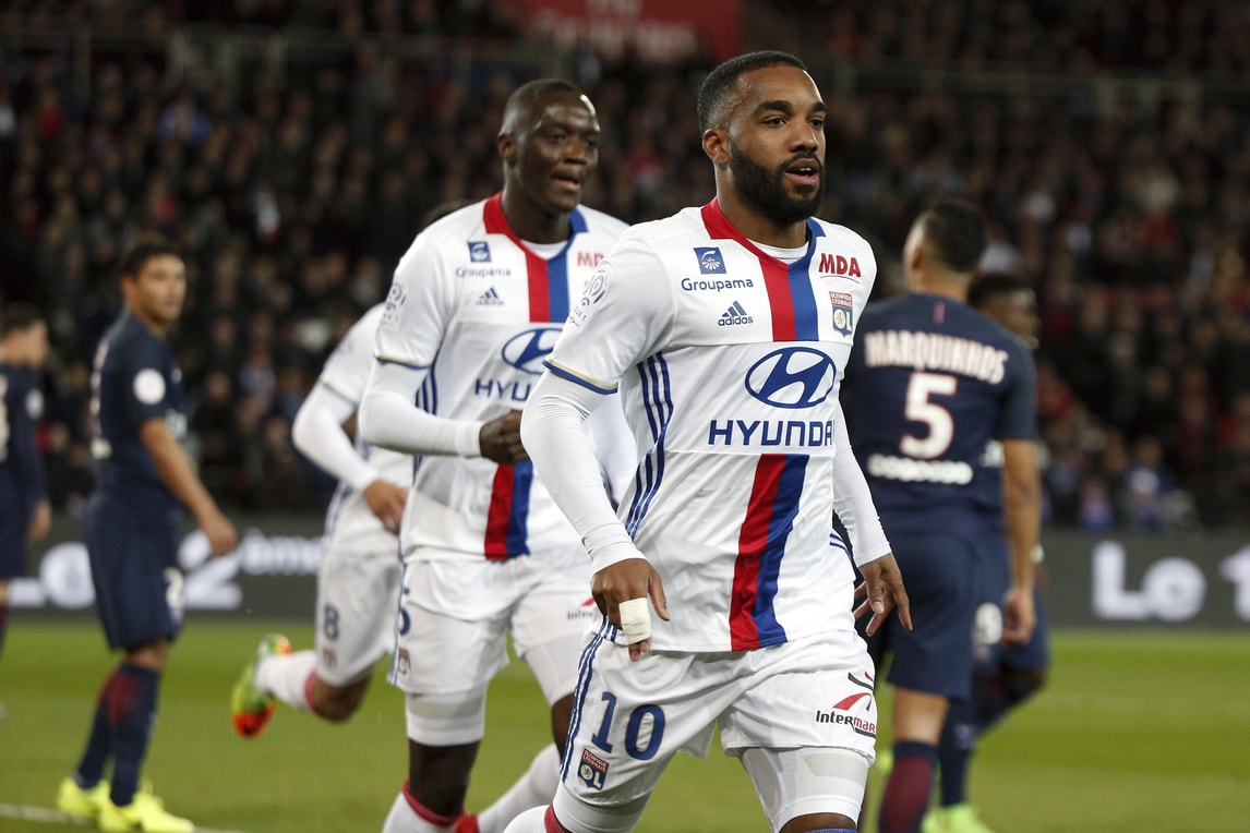Calciomercato: in quota Arsenal a un passo da Lacazette